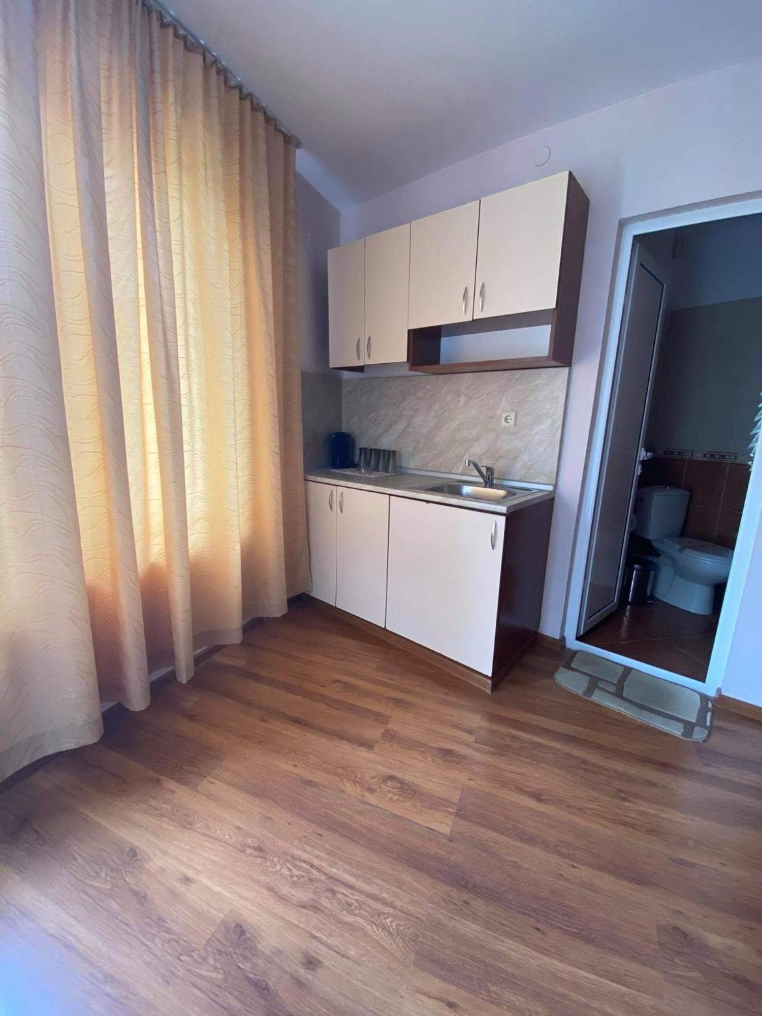 Guest House Kostovi Китен Номер фото